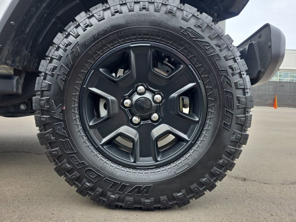 Used 2022 Jeep Gladiator Mojave w/ Trailer Tow Package image 8