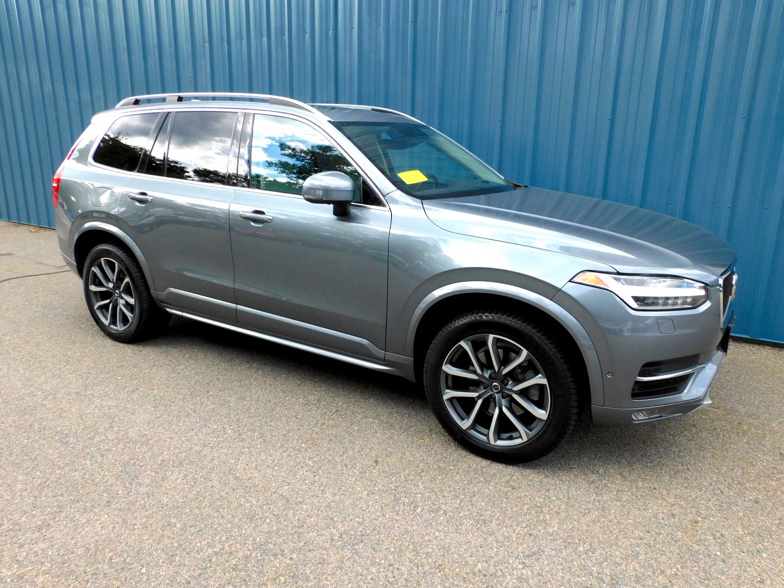 Used 2019 Volvo XC90 T6 Momentum w/ Advanced Package AWD/4WD image 7