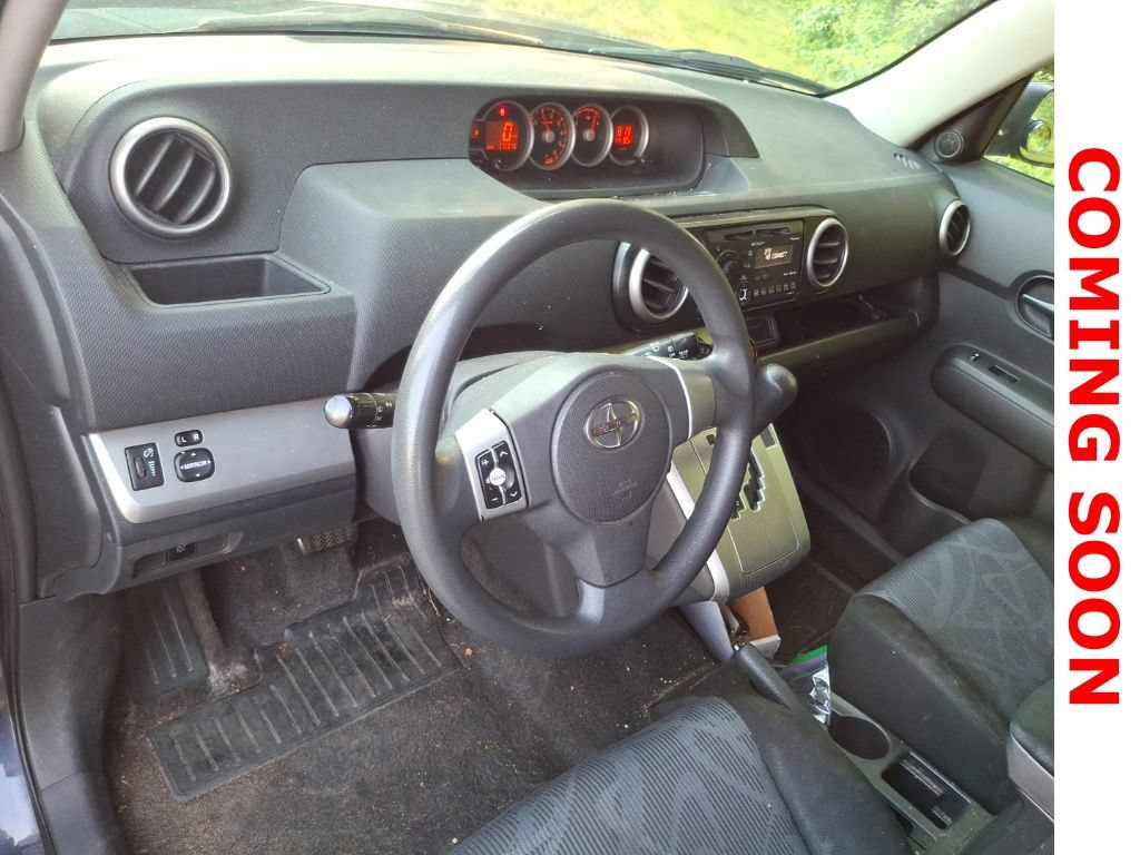Used 2012 Scion xB FWD image 10