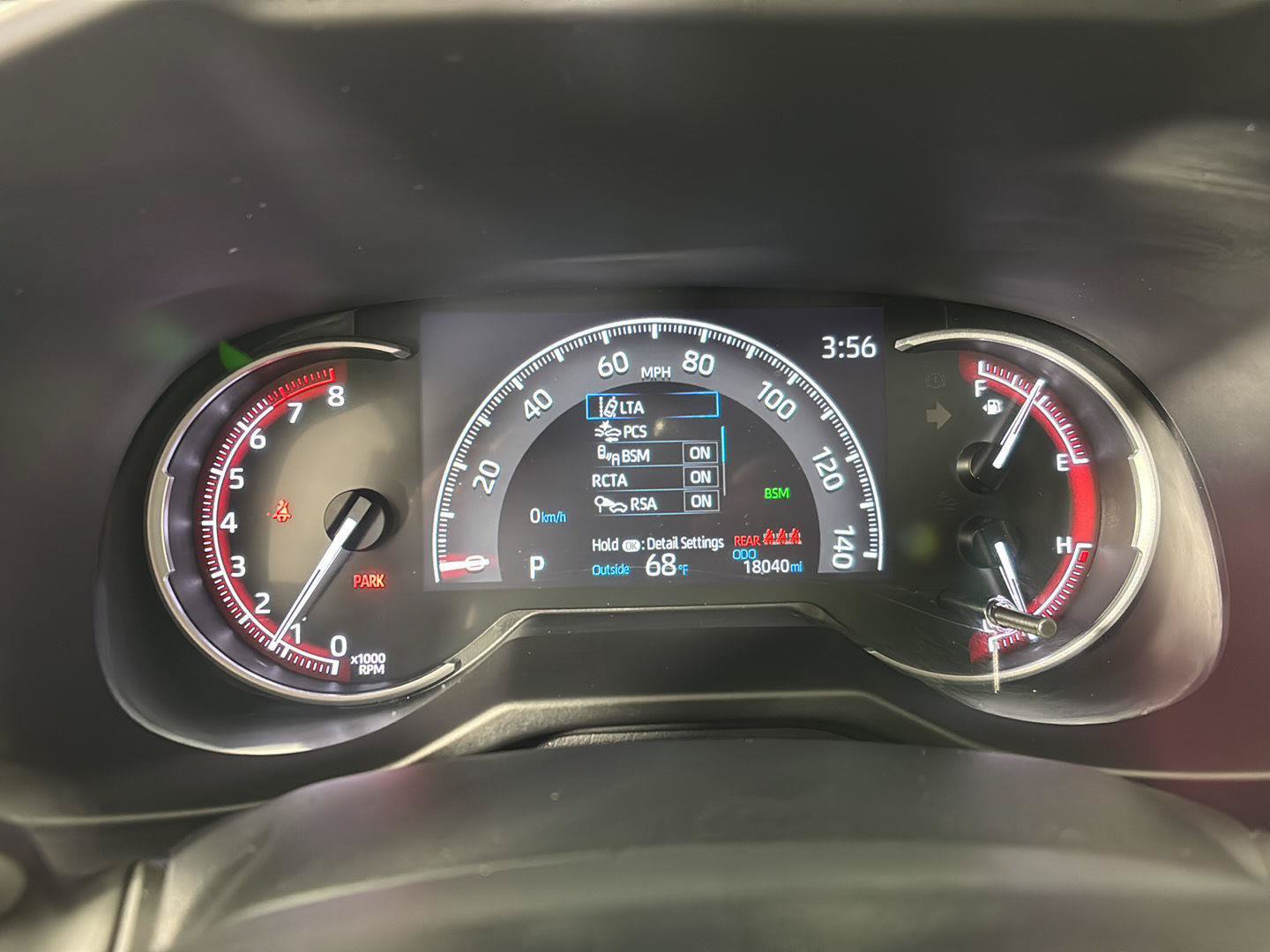 Used 2024 Toyota RAV4 XLE AWD/4WD image 3