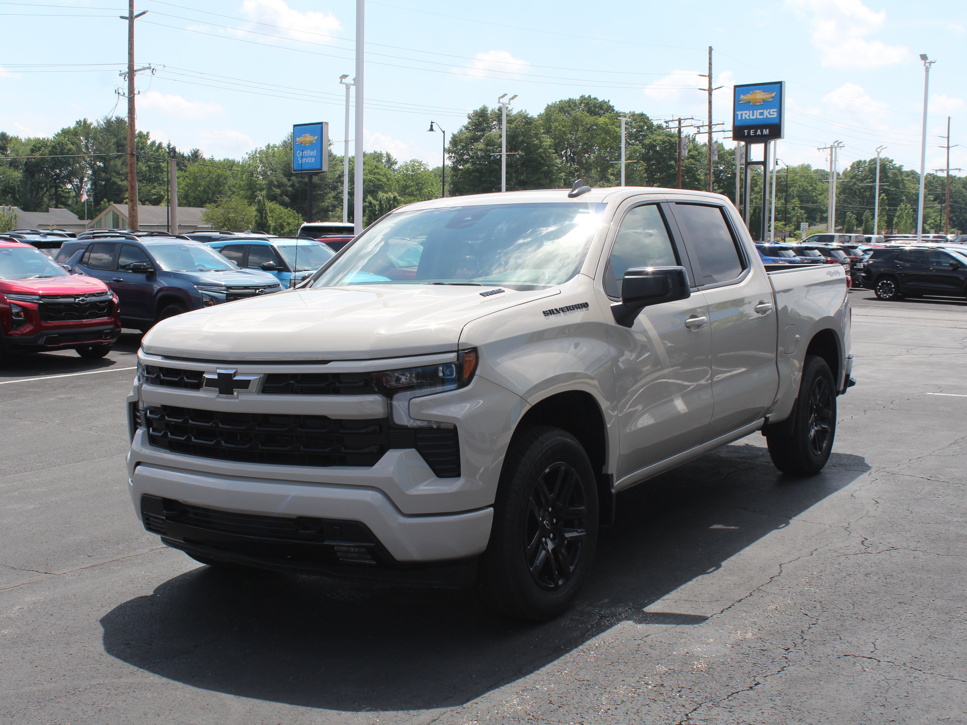 New 2026 Chevrolet Silverado 1500 RST w/ Dark Appearance Package AWD/4WD image 7