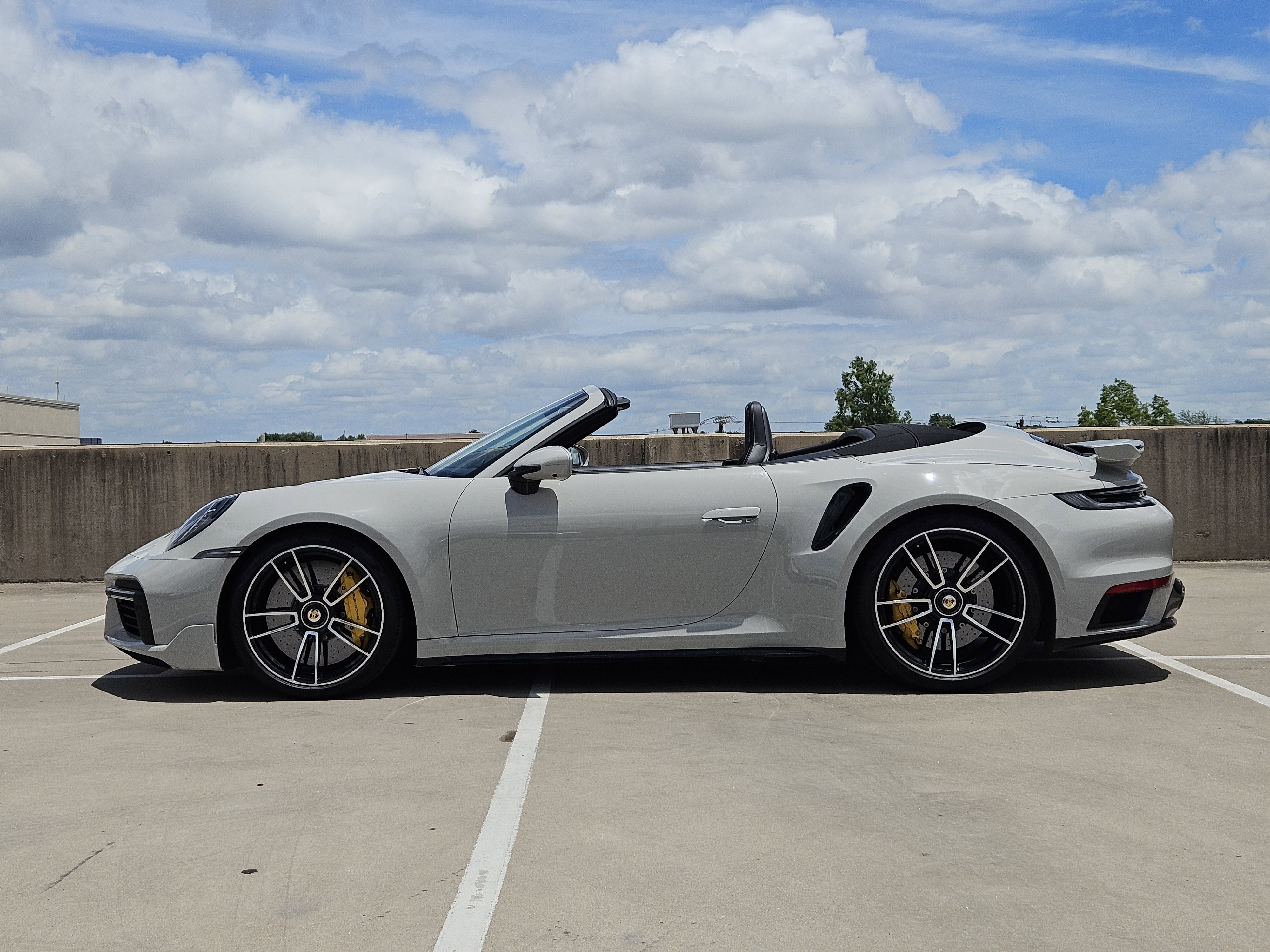 Used 2021 Porsche 911 Turbo S AWD/4WD image 2