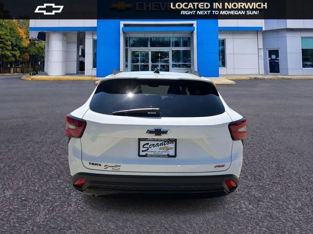 Used 2024 Chevrolet Trax RS FWD image 6