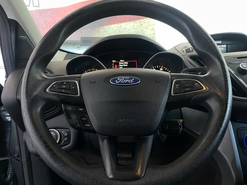 Used 2017 Ford Escape SE AWD/4WD image 25