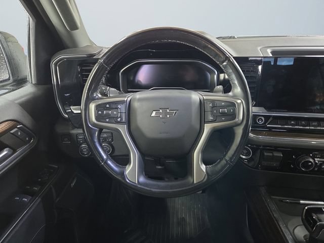 Used 2023 Chevrolet Silverado 1500 RST AWD/4WD image 12