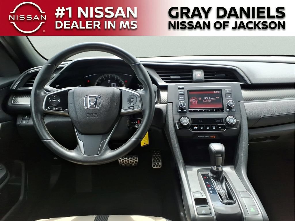 Used 2018 Honda Civic Sport image 9