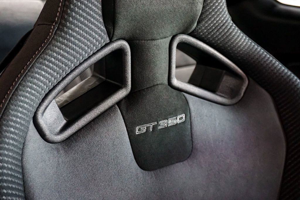Used 2020 Ford Mustang Shelby GT350 w/ Technology Package image 65