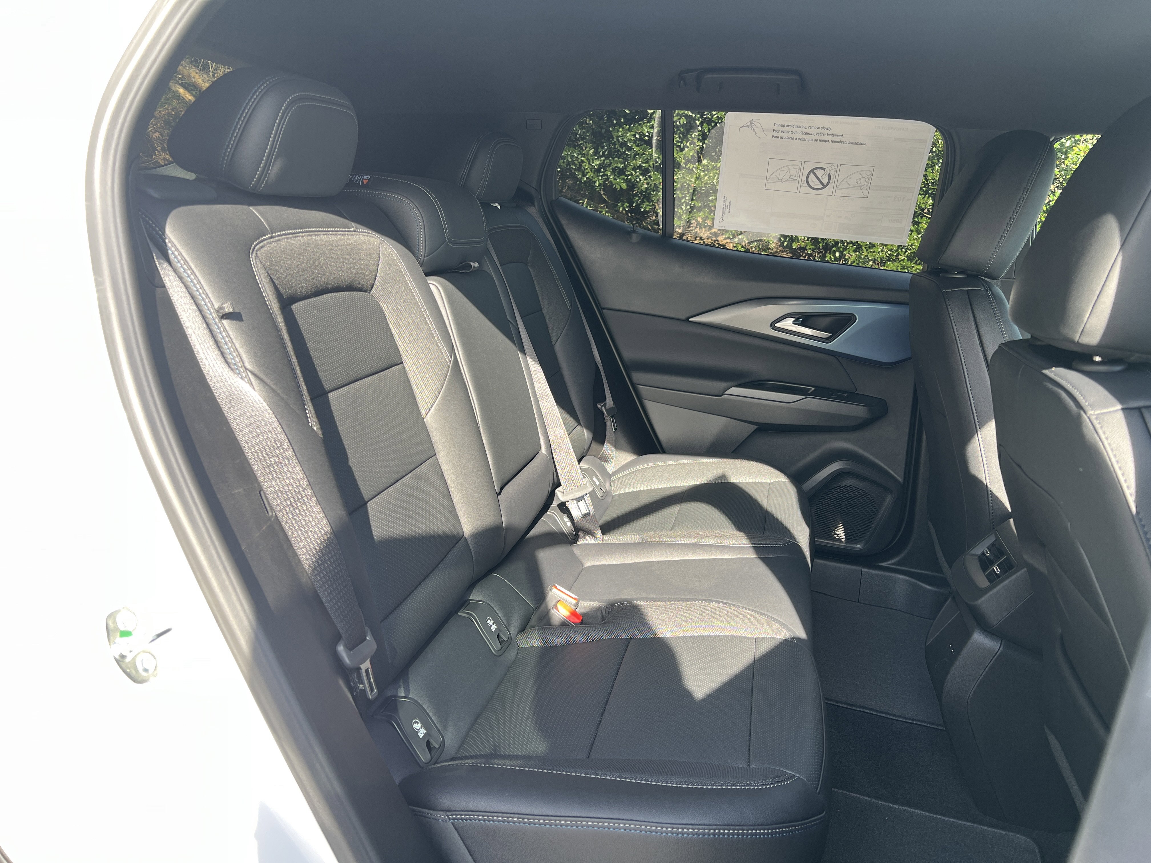 New 2026 Chevrolet Equinox EV LT AWD/4WD image 32