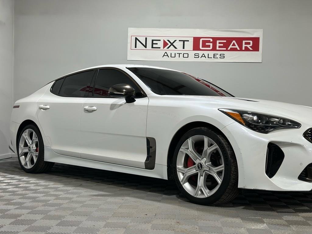 Used 2020 Kia Stinger GT image 2