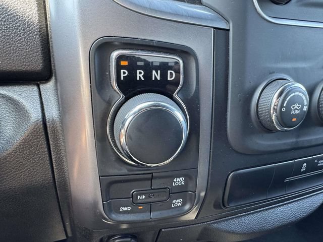 Used 2024 RAM 1500 Warlock AWD/4WD image 32