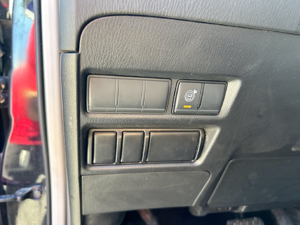 Used 2024 Nissan Armada SV RWD image 14