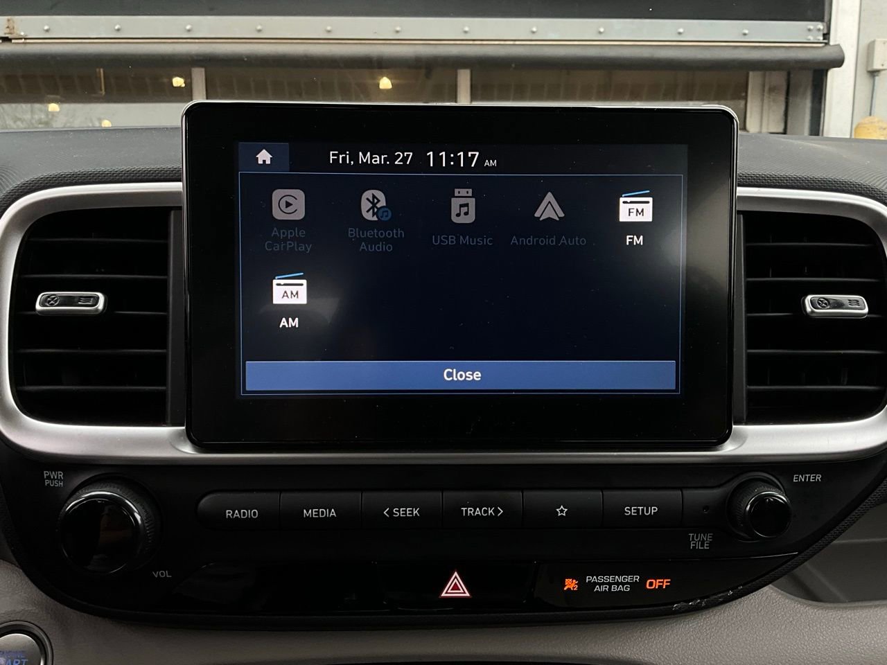 Used 2025 Hyundai Venue SEL image 31