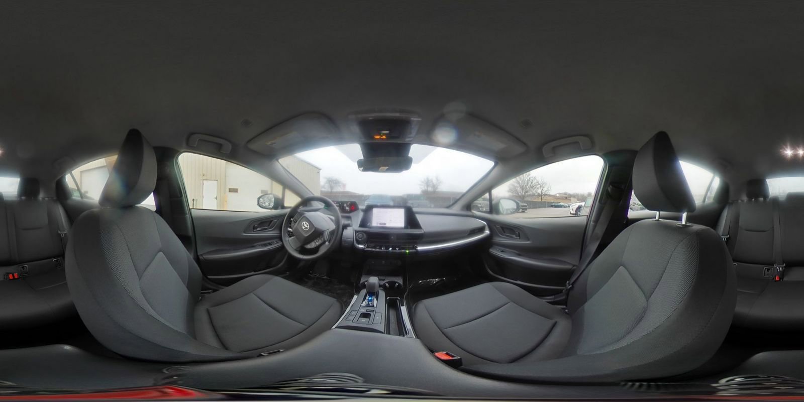 Used 2025 Toyota Prius LE image 40