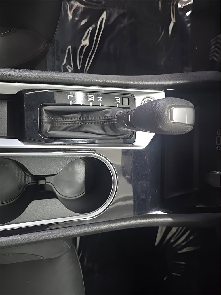 Used 2024 Nissan Altima 2.5 SV image 27