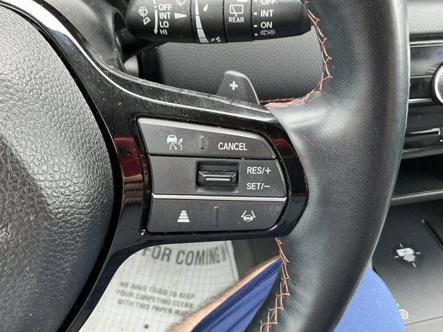 Used 2025 Honda Pilot TrailSport image 29
