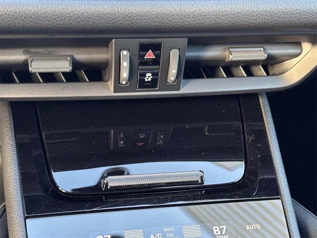 Used 2024 Porsche Cayenne Base image 23