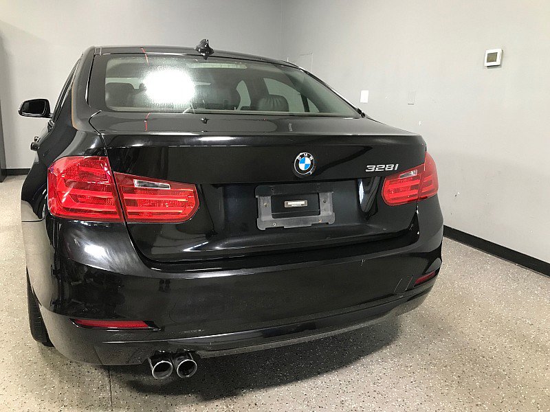 Used 2015 BMW 328i Sedan w/ Premium Package RWD image 4