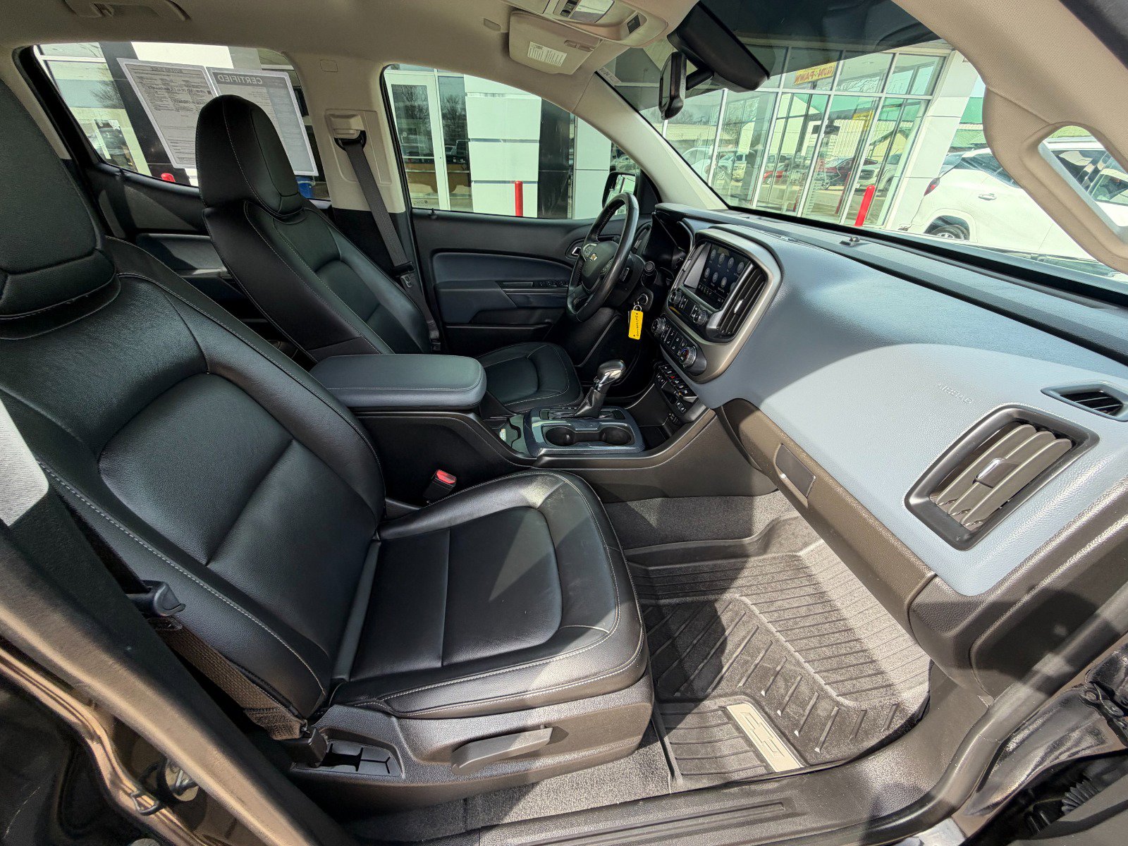 Certified 2022 Chevrolet Colorado Z71 w/ Z71 Midnight Edition image 29