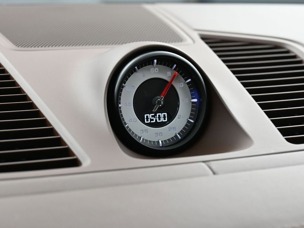 Certified 2023 Porsche Cayenne Turbo image 21