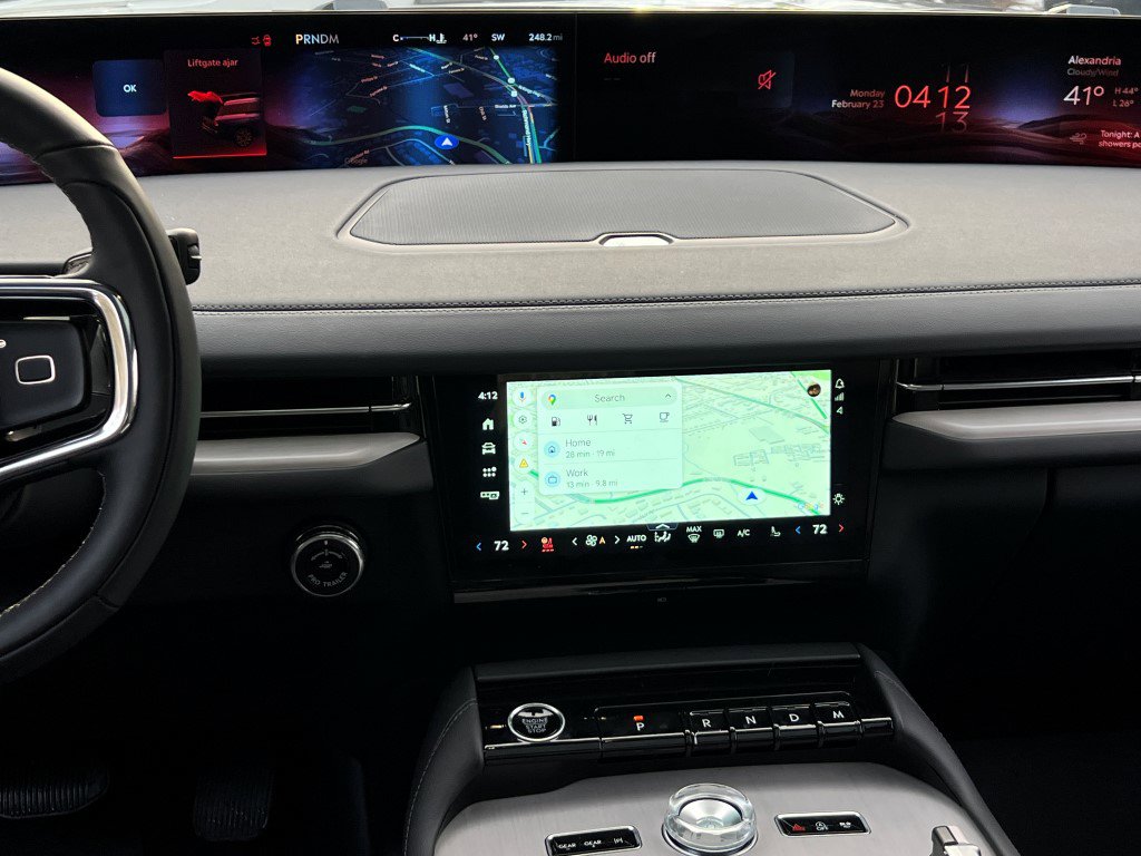 New 2025 Lincoln Navigator L Reserve w/ Jet Appearance Package image 13