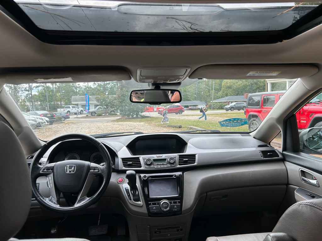 Used 2014 Honda Odyssey EX-L image 11