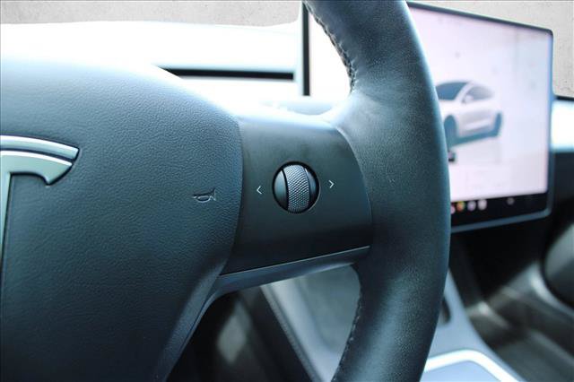 Used 2022 Tesla Model 3 Performance AWD/4WD image 21