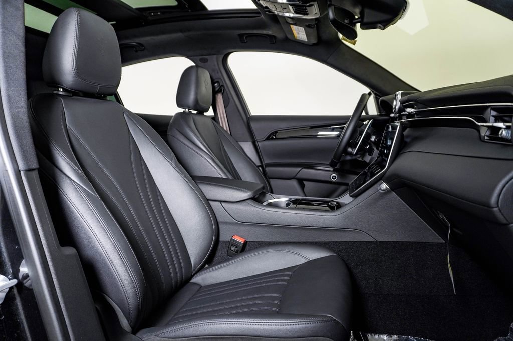 Used 2023 Maserati Grecale Modena AWD/4WD image 15