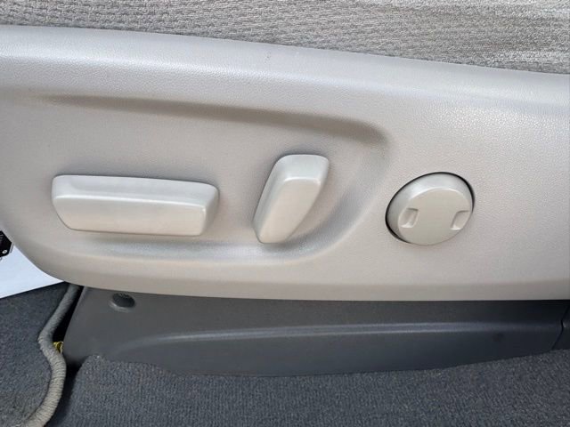 Used 2020 Toyota Sienna LE FWD image 18