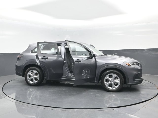 Used 2025 Honda HR-V LX image 28