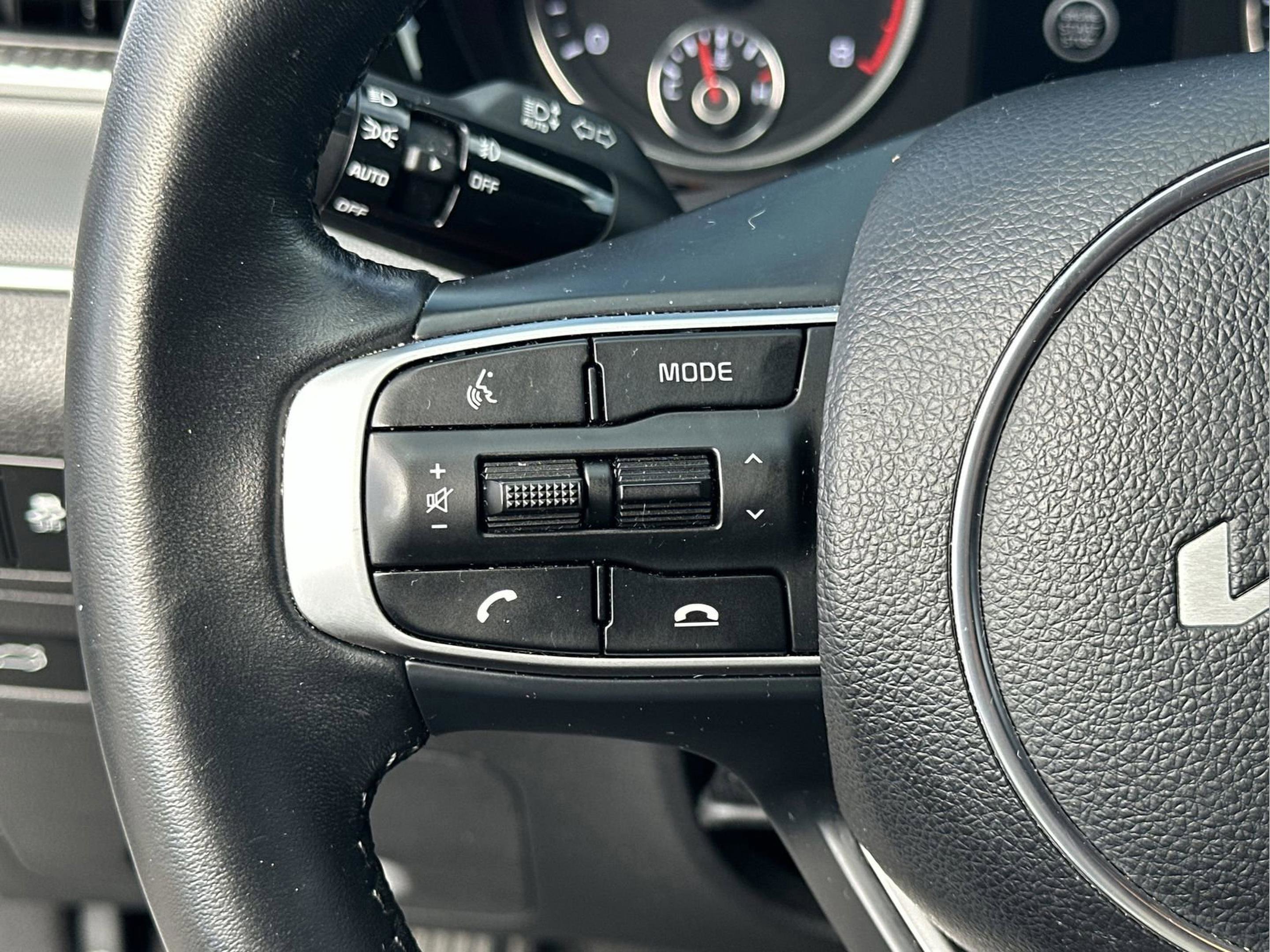 Used 2024 Kia K5 GT-Line w/ GT-Line Premium Package image 11