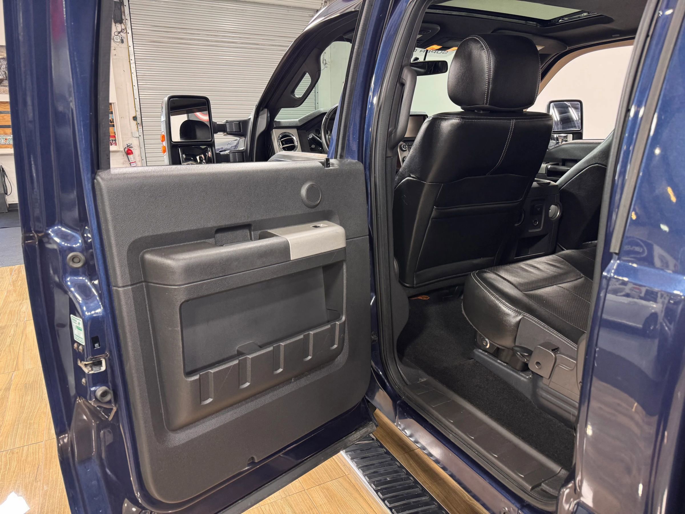 Used 2013 Ford F250 Lariat w/ Lariat Ultimate Pkg AWD/4WD image 15