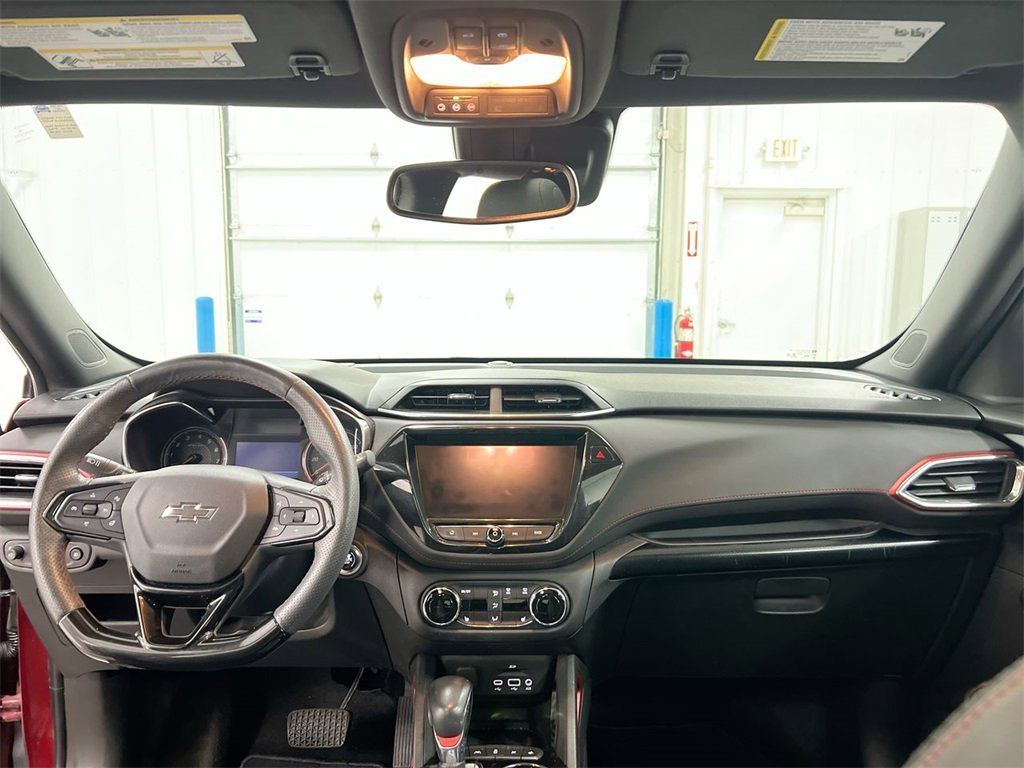 Used 2022 Chevrolet TrailBlazer RS w/ Sun and Liftgate Package image 10