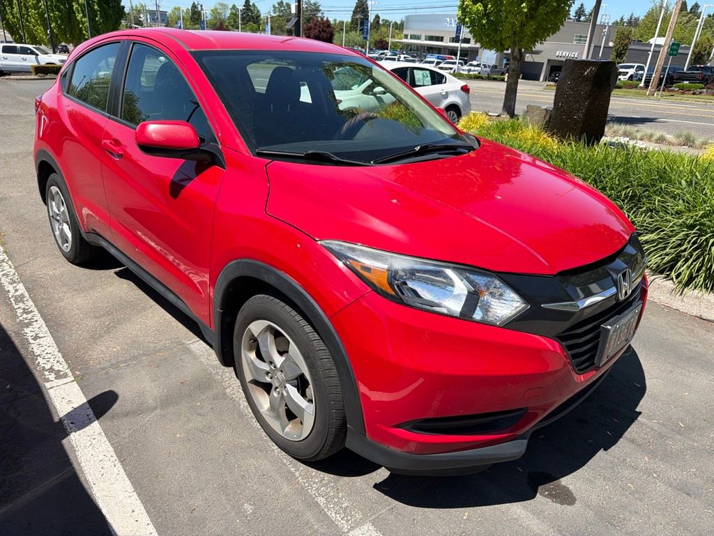 Used 2016 Honda HR-V LX image 3