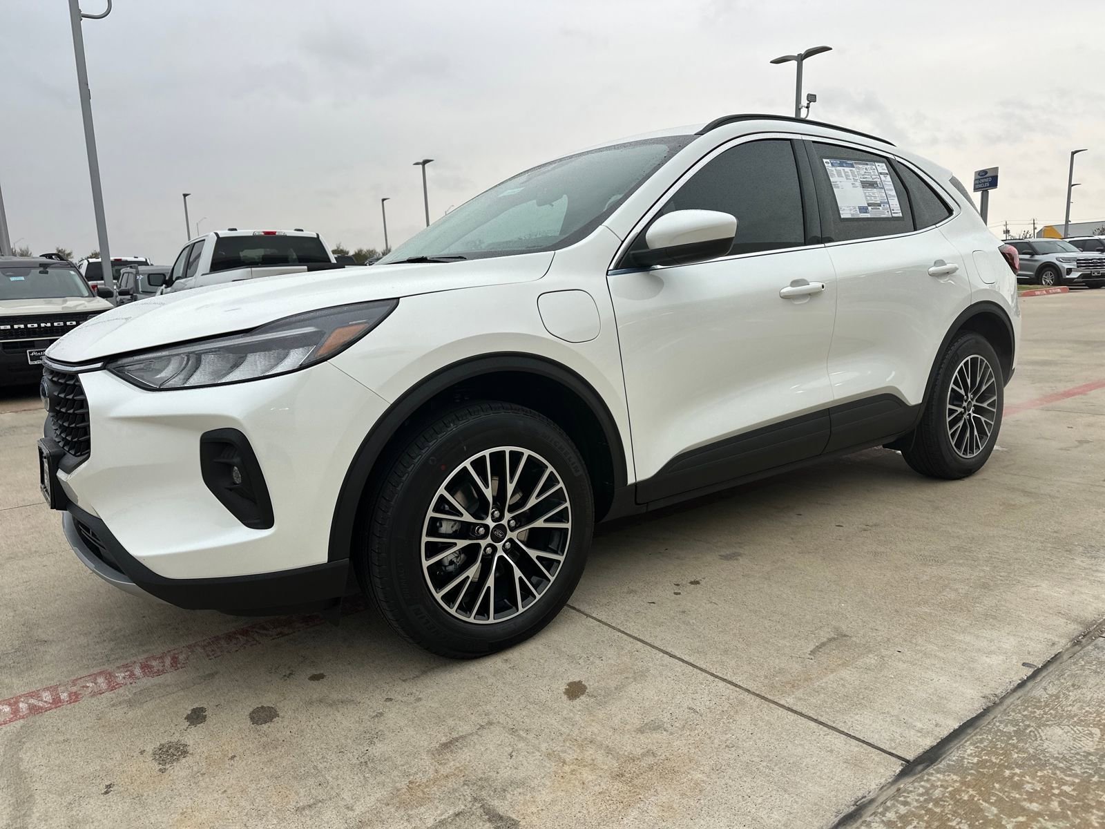 New 2026 Ford Escape SE