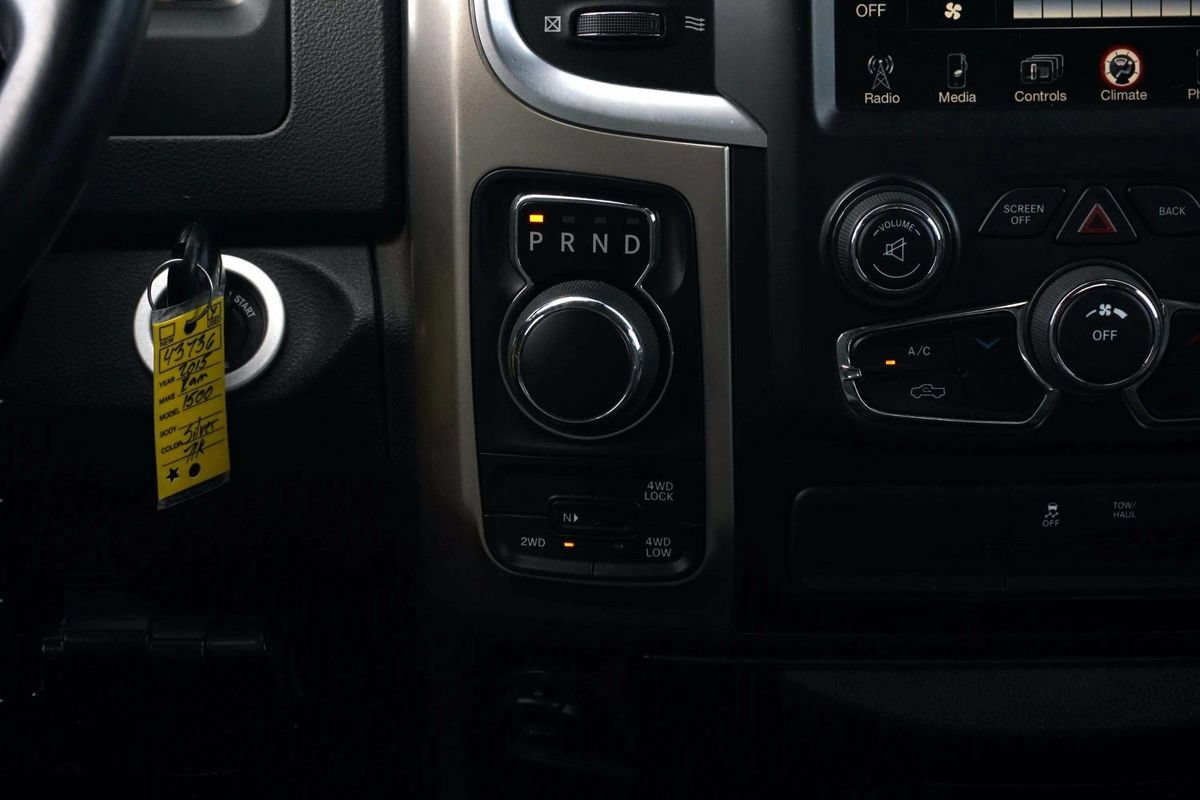 Used 2015 RAM 1500 Classic SLT w/ Luxury Group AWD/4WD image 21