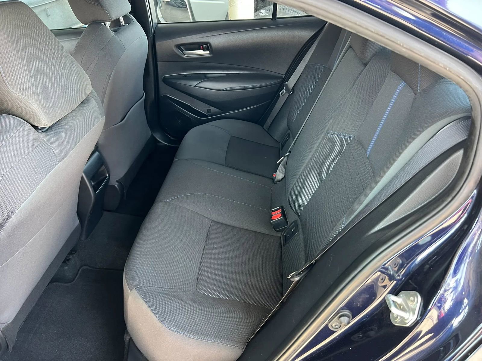 Used 2020 Toyota Corolla SE w/ Carpet Mat Package (TMS) FWD image 9