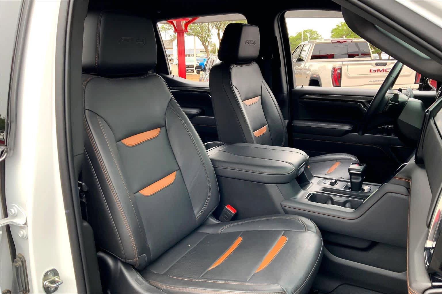 Used 2023 GMC Sierra 1500 AT4 AWD/4WD image 9
