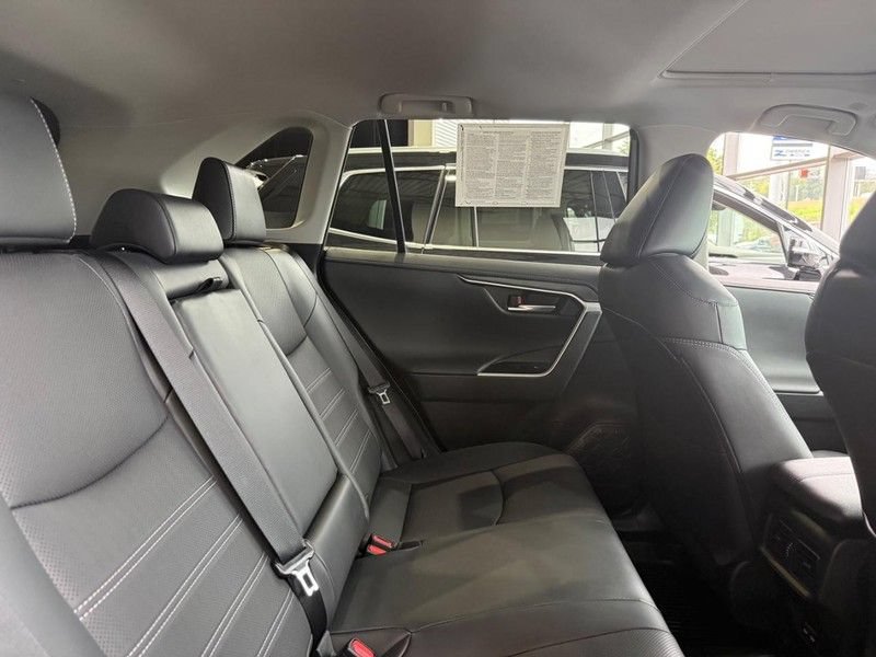Used 2025 Toyota RAV4 Limited w/ Advanced Technology Package AWD/4WD image 9