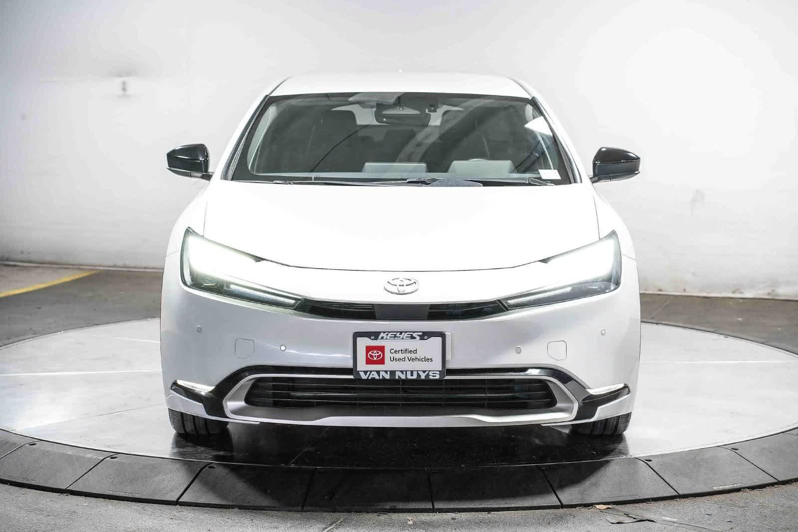 Certified 2023 Toyota Prius Prime FWD image 7