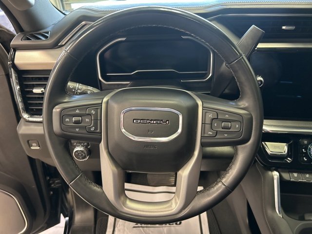Used 2024 GMC Sierra 3500 Denali w/ Denali Reserve Package image 19
