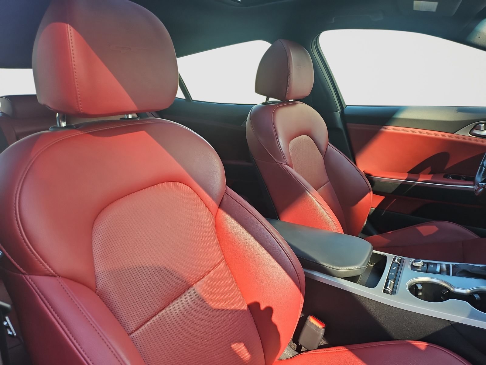 Used 2019 Kia Stinger GT1 RWD image 17