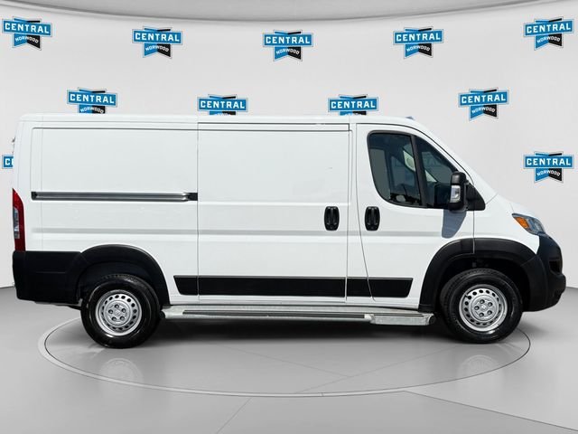 Used 2025 RAM ProMaster 2500 w/ U-Haul Equipment Group FWD image 6