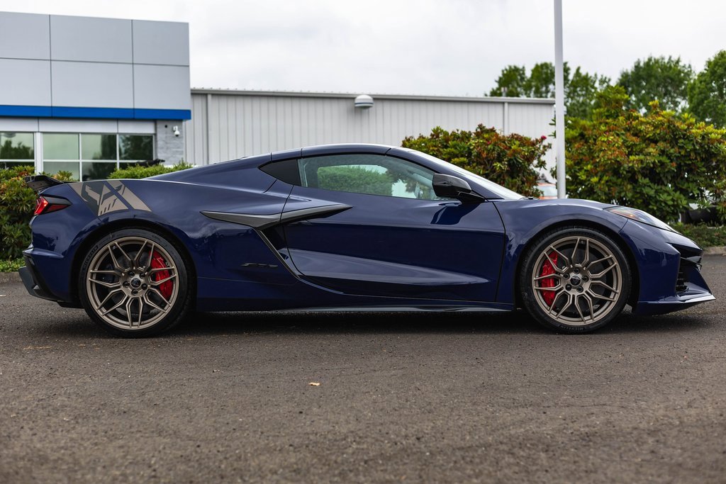 New 2025 Chevrolet Corvette Z06 image 7