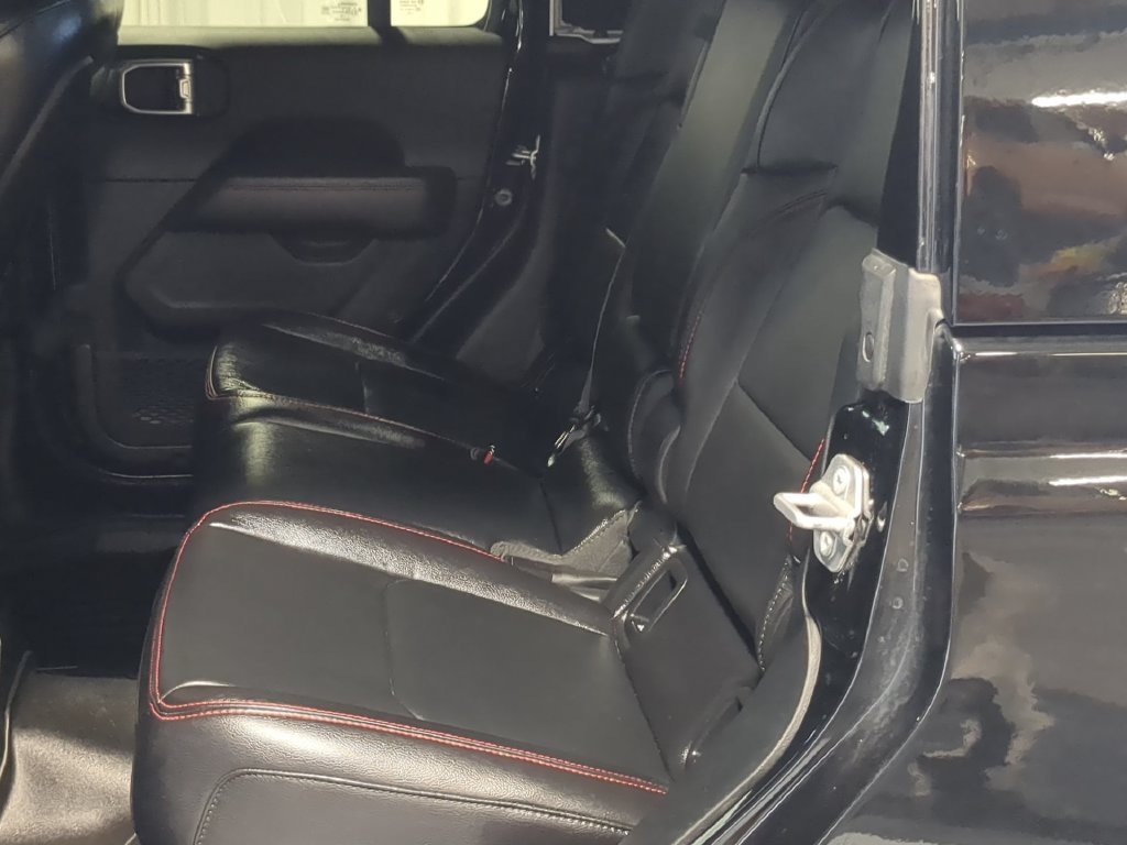Used 2020 Jeep Gladiator Rubicon AWD/4WD image 23