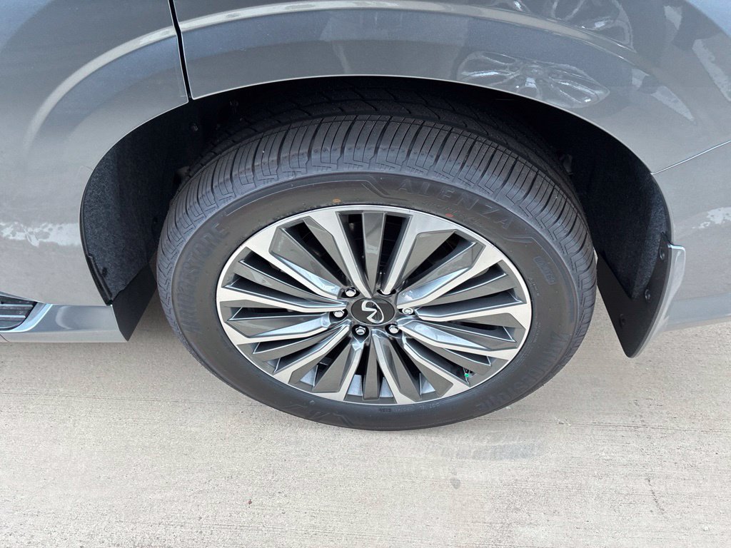 New 2027 INFINITI QX80 Luxe w/ Cargo Package RWD image 14