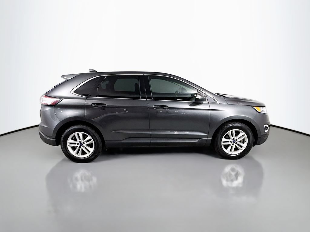 Used 2017 Ford Edge SEL w/ Equipment Group 201A FWD image 4