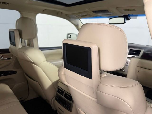 Used 2014 Lexus LX 570 4WD image 26
