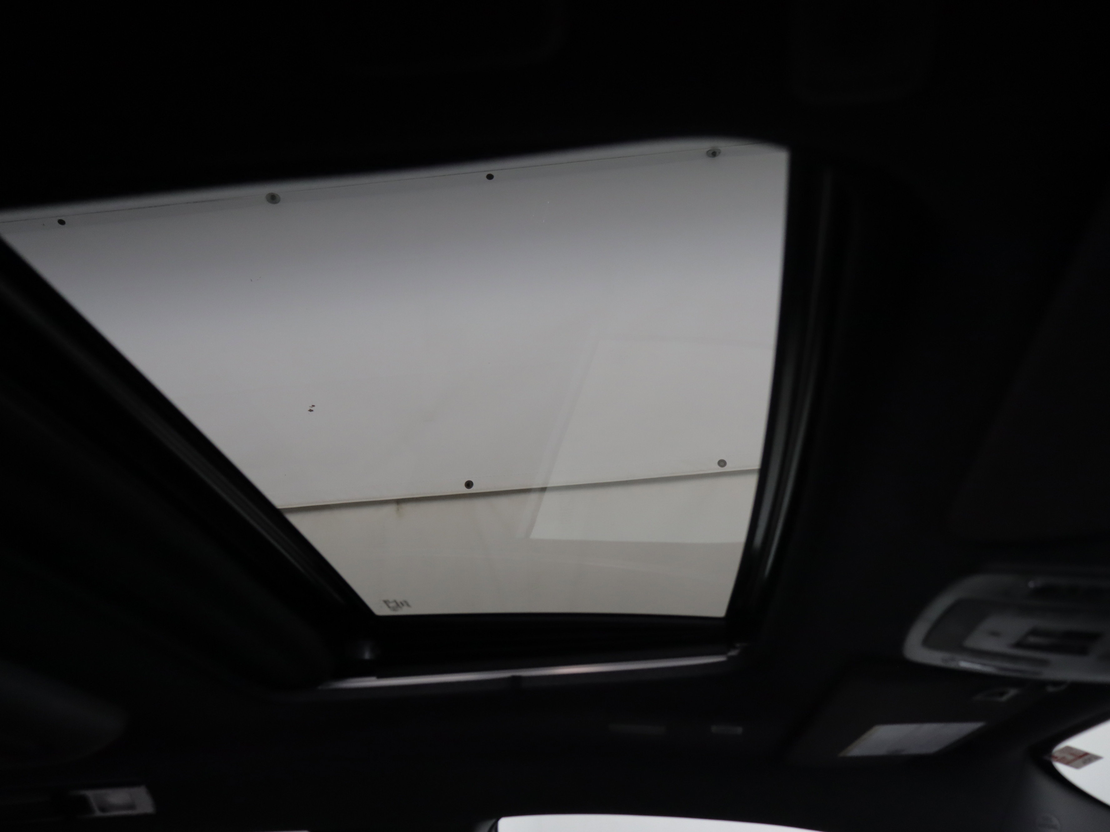 Used 2025 Toyota Sienna Platinum image 3