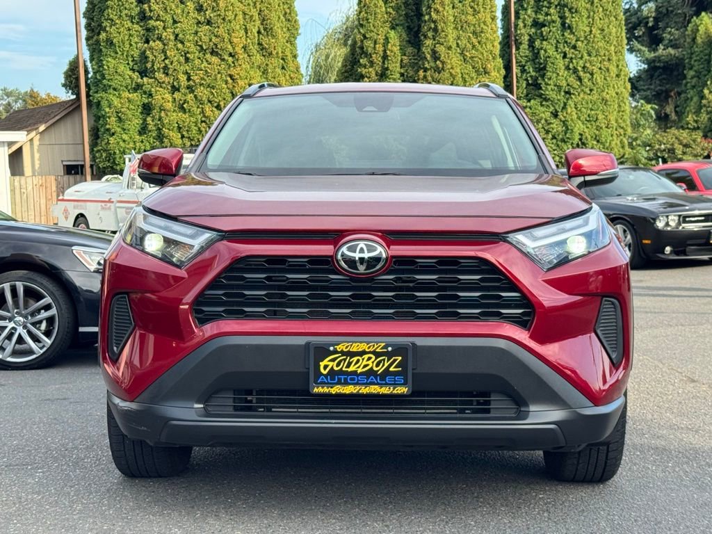 Used 2022 Toyota RAV4 XLE image 9