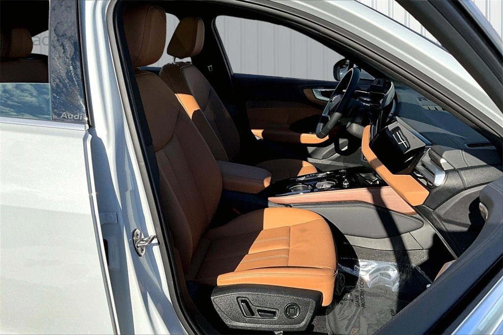 Certified 2025 Audi A5 2.0T Premium w/ Convenience Package image 29